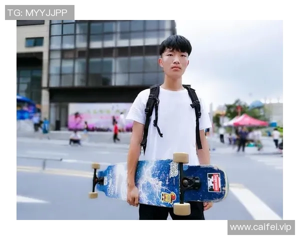 重庆滑板队成长之路:青春与梦想交织的滑板纪实故事 重庆滑板队成长之路:青春与梦想交织的滑板纪实故事
